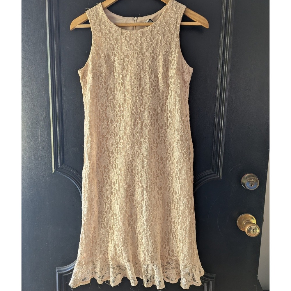 Vtg Lace Shift Dress Sleeveless Ruffle Hem Champagne Gold Sz 14 90s Minimalist
